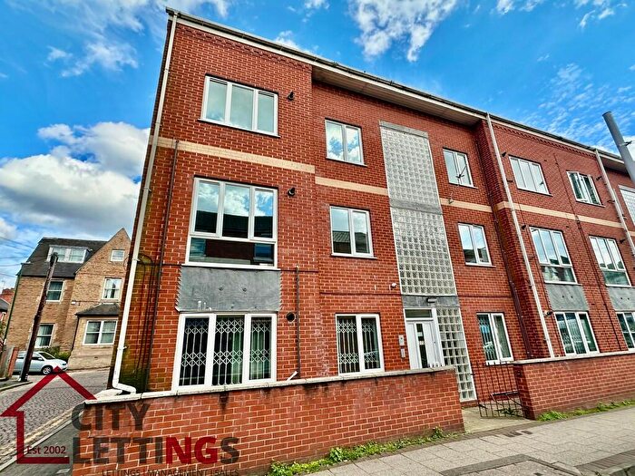 4 Bedroom Flat To Rent In Radford Road, Hyson Green, NG7