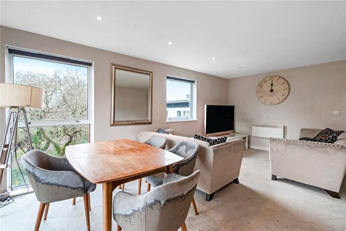2 Bedroom Apartment For Sale In Ashdown Court, Highwood Close, East Dulwich, London, SE22
