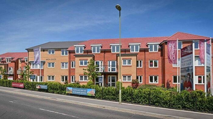 1 Bedroom Retirement Property For Sale In Bed Apartment, Beck Lodge, Park Gate, SO31