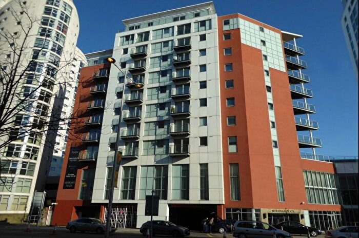 1 Bedroom Flat For Sale In Bute Terrace, Cardiff, CF10