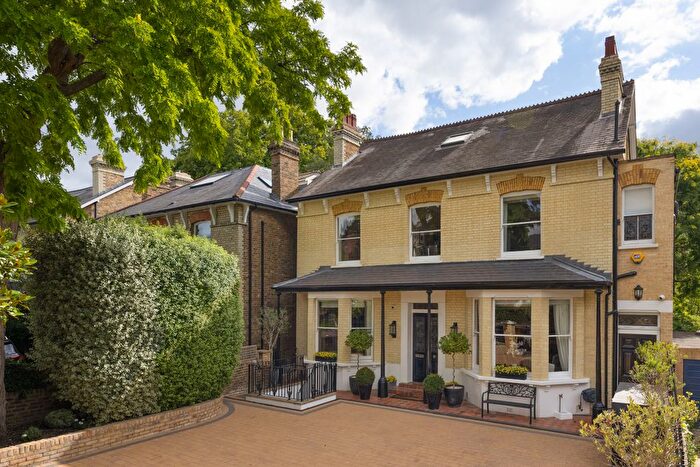 5 Bedroom Property For Sale In Ailsa Road, Twickenham, London, TW1