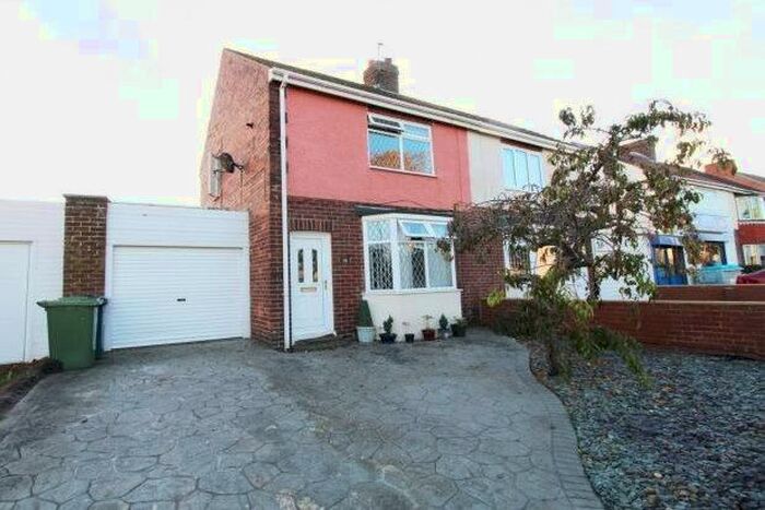 2 Bedroom Property To Rent In Eden Villas, Washington, NE38