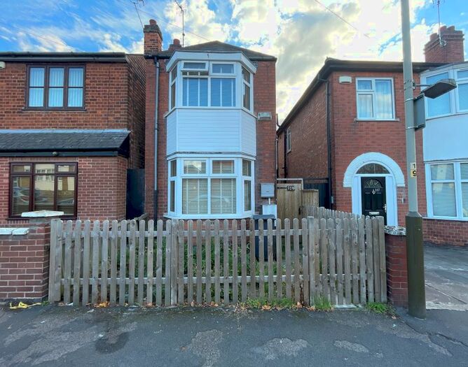 Houses for sale & to rent in LE4 6RG, Gipsy Lane, Rushey Mead Leicester
