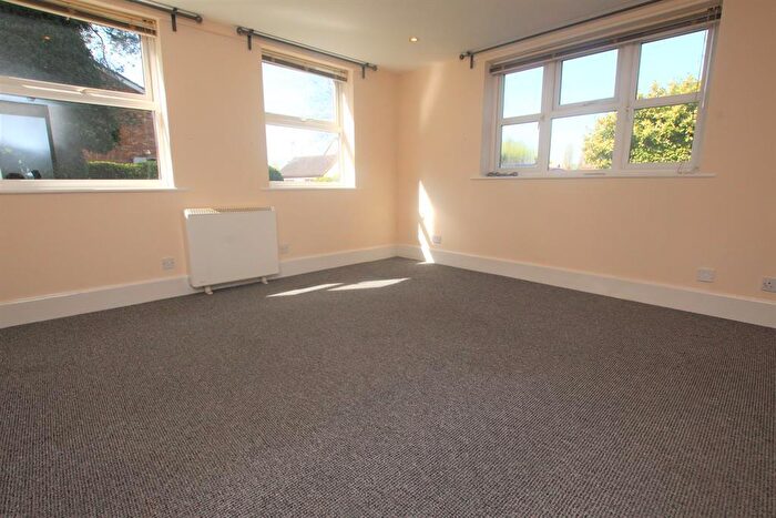 1 Bedroom Flat To Rent In Evesham Road, Astwood Bank, Redditch, B96