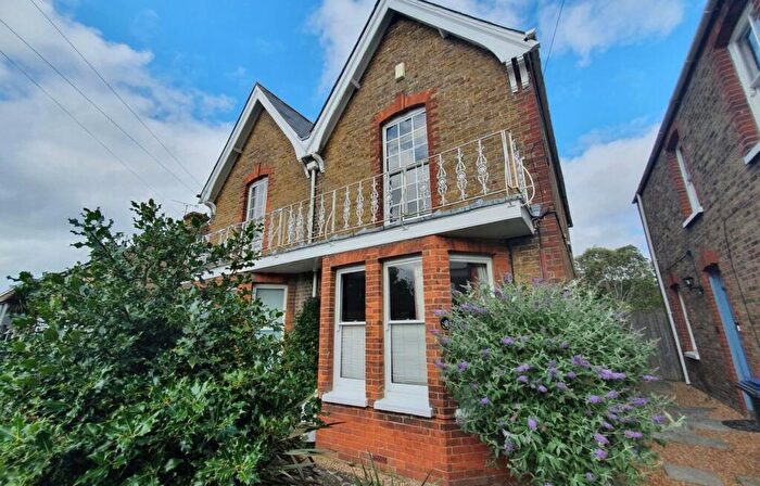 2 Bedroom Semi-Detached House To Rent In Saddleton Road, Whitstable, Kent, CT5