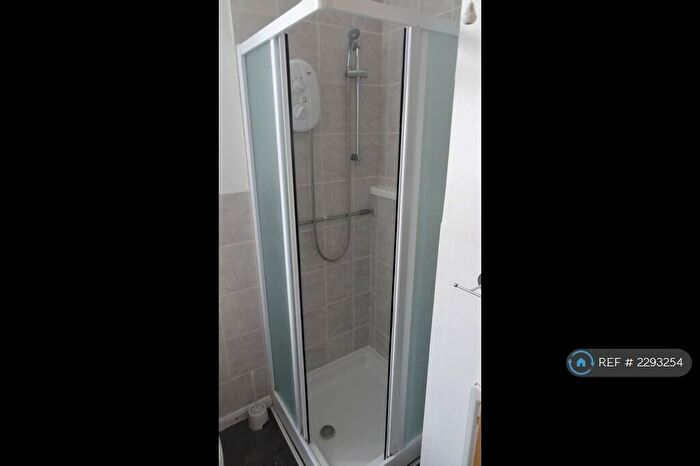 5 Bedroom Terraced House To Rent In Sheffield Road, Portsmouth, PO1