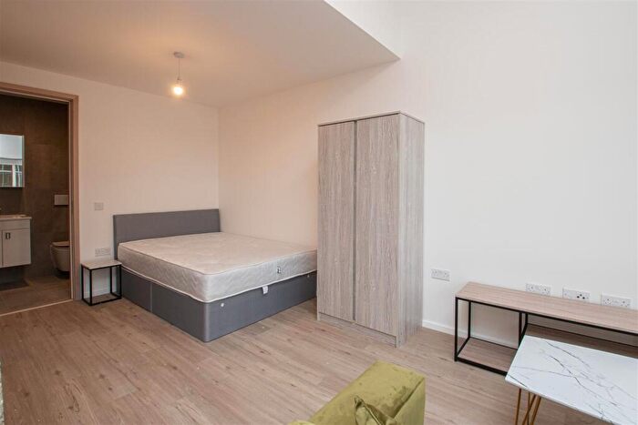 1 Bedroom Apartment To Rent In Station House, Central Milton Keynes, MK9