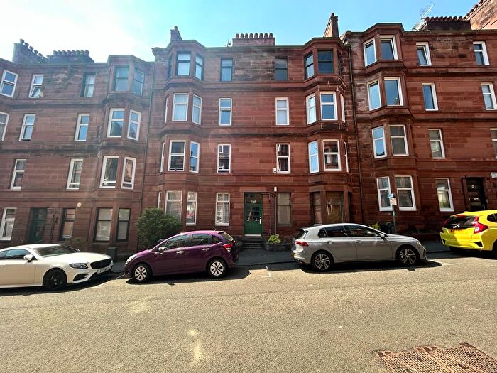 2 Bedroom Flat For Sale In Townhead Terrace, Paisley, PA1