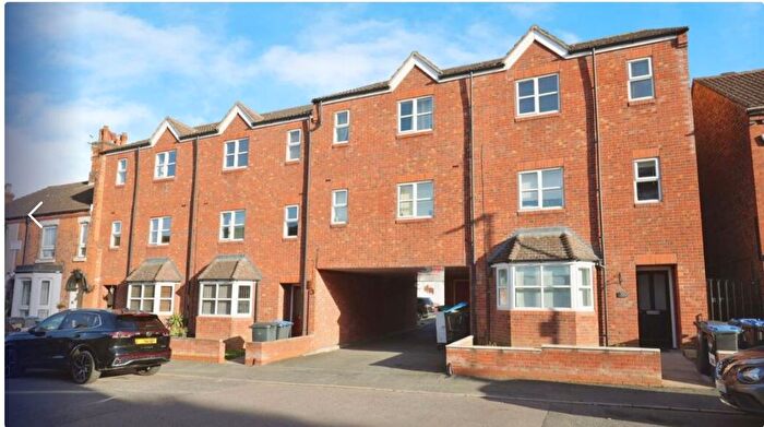2 Bedroom Property To Rent In Cambridge Street, Rugby, CV21