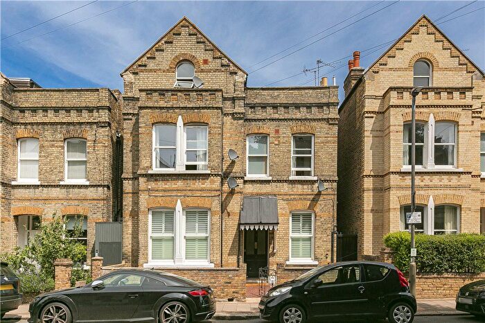 1 Bedroom Flat To Rent In Werter Road, Putney, SW15
