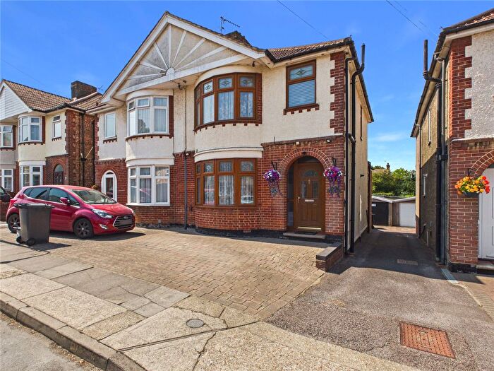 3 Bedroom Semi Detached House For Sale In Mornington Avenue, Ipswich, Suffolk, IP1