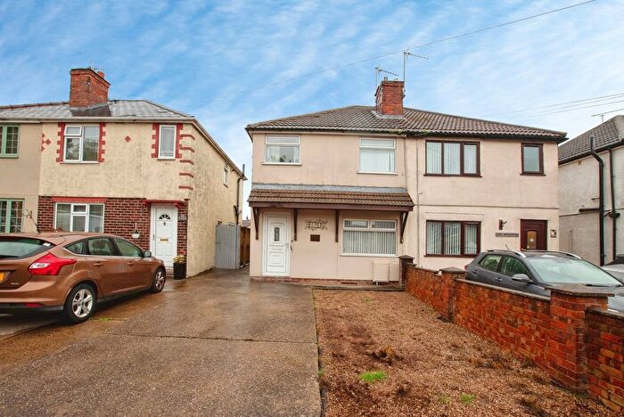 2 Bedroom Semi-Detached House For Sale In Forest Road, Sutton-In-Ashfield, Nottinghamshire, NG17