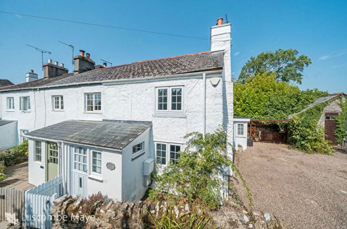 3 Bedroom End Of Terrace House For Sale In Broadhempston, Totnes, TQ9