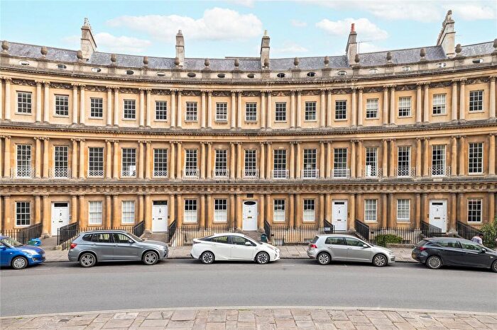 3 Bedroom Duplex For Sale In The Circus, Bath, Somerset, BA1