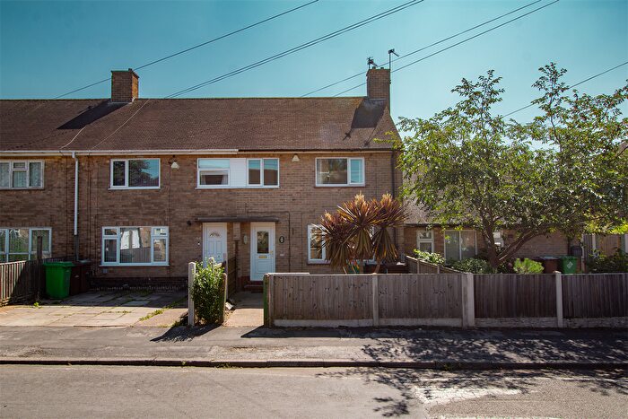 3 Bedroom Terraced House To Rent In Listowel Crescent, Clifton, NG11