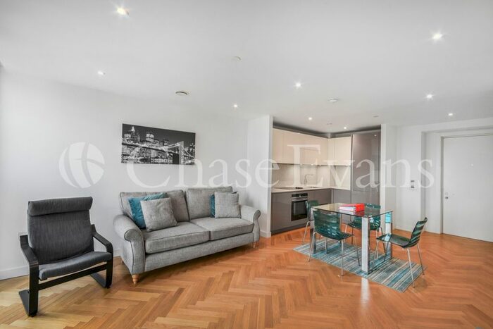1 Bedroom Flat To Rent In Southwark Bridge Road, Elephant Amp; Castle, London, SE1