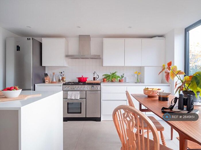 3 Bedroom End Of Terrace House To Rent In Catharine Street, Cambridge, CB1