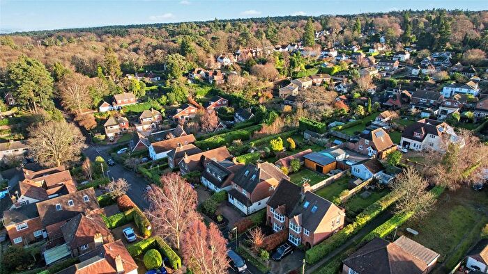 4 Bedroom Detached House For Sale In Clovelly Road, Hindhead, Surrey, GU26