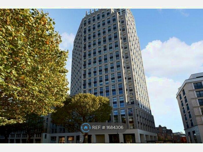 2 Bedroom Flat To Rent In Conquest Tower, London, SE1