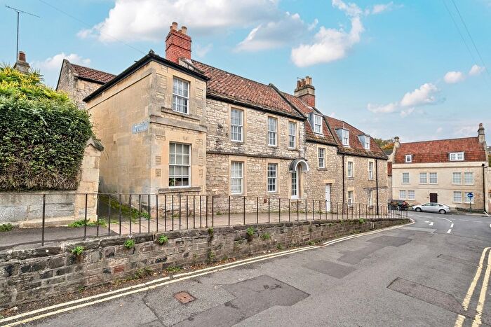 2 Bedroom Maisonette To Rent In Trafalgar Road, Weston, Bath, BA1