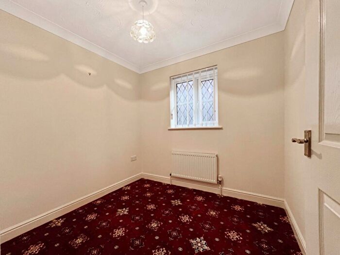 3 Bedroom Detached Bungalow For Sale In Brewster Close, Halstead, CO9