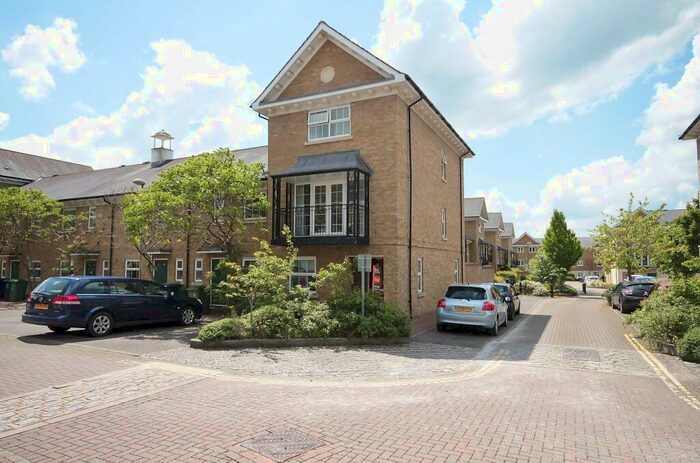 6 Bedroom Semi-Detached House To Rent In Reliance Way, Cowley, East Oxford, Oxfordshire, OX4