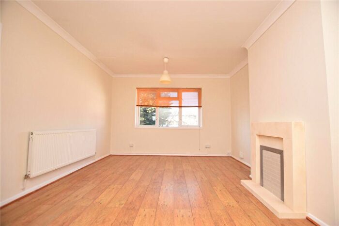 2 Bedroom Apartment To Rent In Bath Road, Chadwell Heath, Romford, Essex, RM6