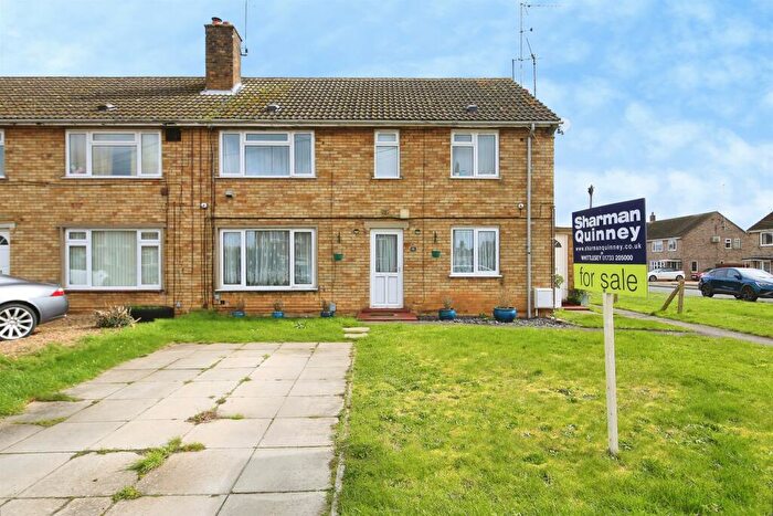 2 Bedroom Flat For Sale In Chestnut Crescent, Whittlesey, Peterborough, PE7
