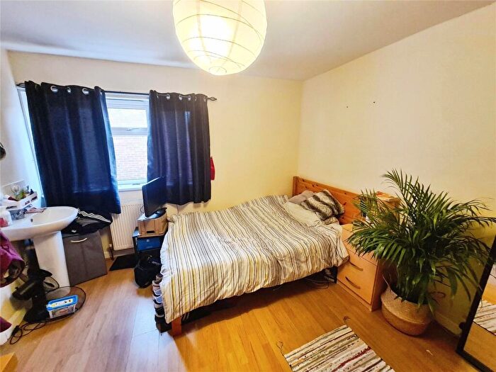 10 Bedroom House To Rent In Lodge Road, Southampton, Hampshire, SO14