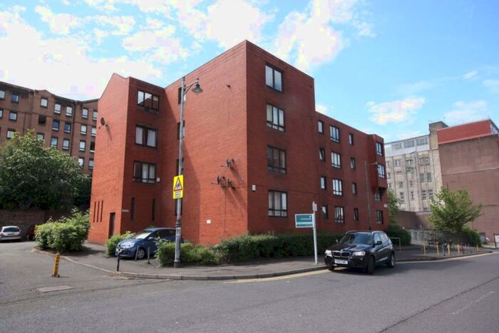 1 Bedroom Flat To Rent In Flat L Garnet Court, Glasgow, G4