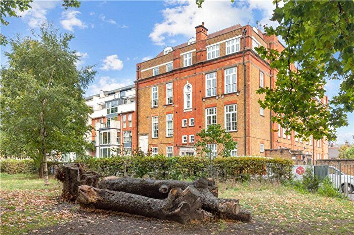 2 Bedroom Flat For Sale In Lawn Lane, London, SW8