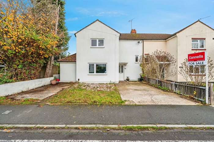 3 Bedroom Semi Detached House For Sale In The Quadrangle, Eastleigh, SO50