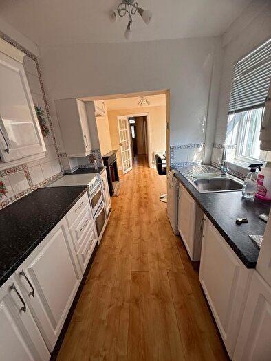 3 Bedroom Terraced House To Rent In Medcalf Road, Enfield, EN3