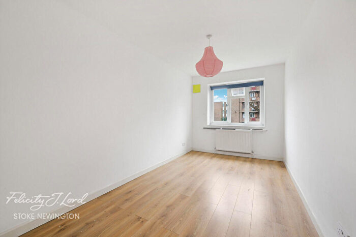 2 Bedroom Flat For Sale In Orde House, Clissold Crescent, Stoke Newington, N16