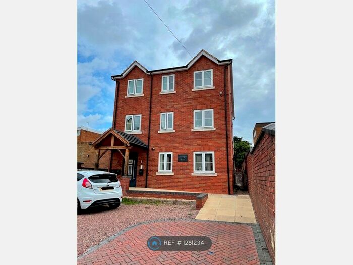 2 Bedroom Flat To Rent In Hagley Road, Stourbridge DY8