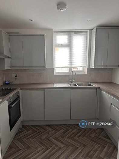 3 Bedroom Maisonette To Rent In Well Hall Road, London, SE9