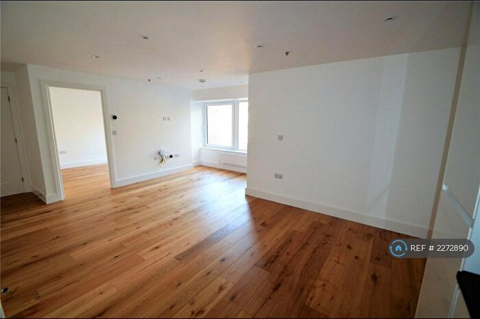 1 Bedroom Flat To Rent In Green Dragon House, Croydon, CR0