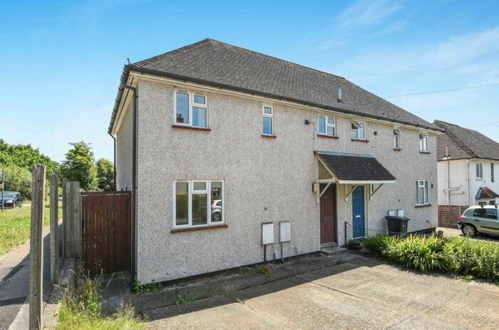 3 Bedroom Semi-Detached House To Rent In Old Court Road, Guildford GU2