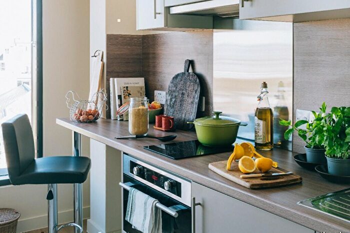 Studio To Rent In Schoolhill, Aberdeen, Aberdeenshire, AB10