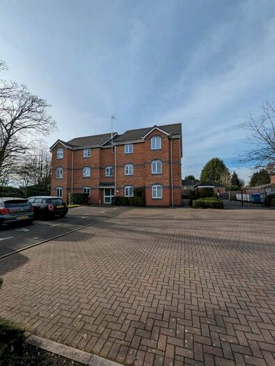 2 Bedroom Flat To Rent In Knightswood Court, Mossley Hill, Liverpool, L18