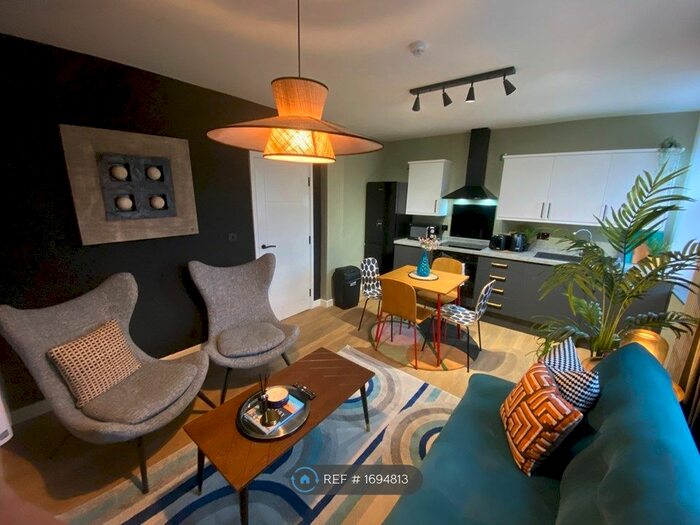 1 Bedroom Flat To Rent In Old Crofts Bank, Urmston, M41