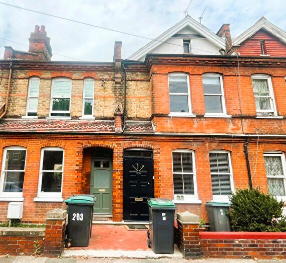 4 Bedroom Terraced House To Rent In Lymington Avenue, London, N22