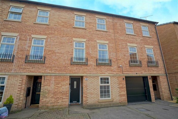 4 Bedroom Terraced House For Sale In Parkin Court, Ravenfield, Rotherham, South Yorkshire, S65