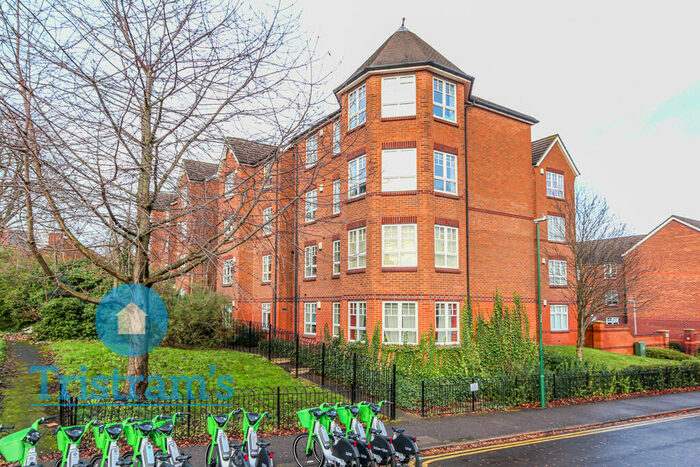 2 Bedroom Apartment To Rent In Raleigh Street, Nottingham, NG7