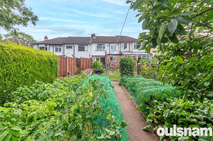 3 Bedroom Terraced House For Sale In Hill Bank Road, Kings Norton, Birmingham, West Midlands, B38