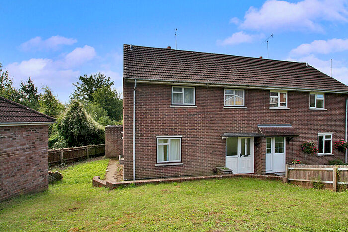 4 Bedroom Semi-Detached House To Rent In Wavell Way, Winchester, SO22