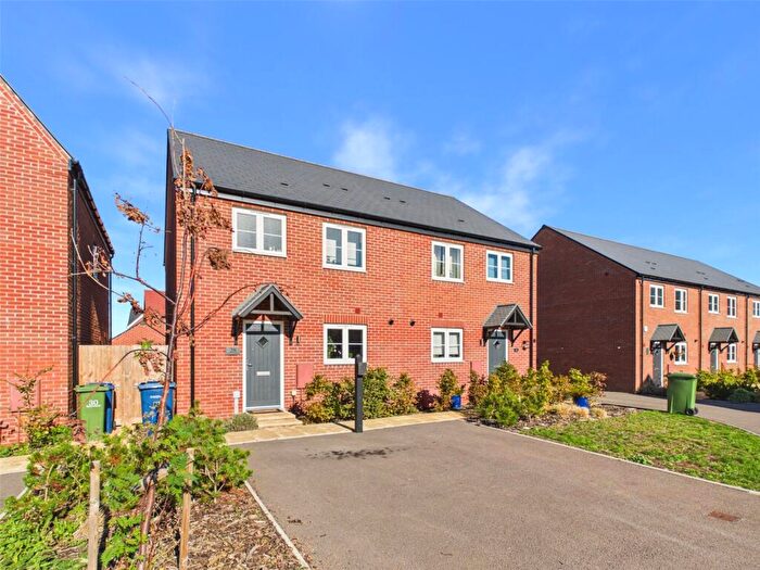 3 Bedroom Semi Detached House For Sale In Weaver Crescent, Twigworth, Gloucester, Gloucestershire, GL2