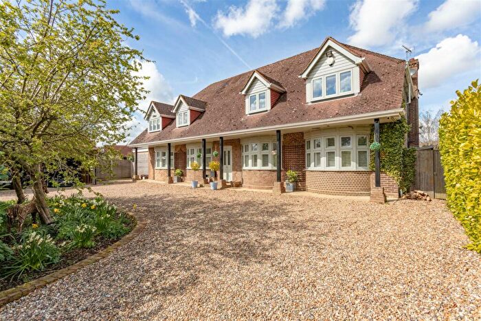 5 Bedroom Detached House For Sale In Bradden Lane, Gaddesden Row, Hemel Hempstead, HP2