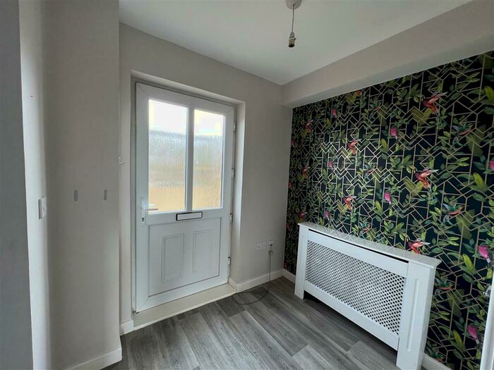 2 Bedroom House To Rent In Wern Crescent, Skewen, Neath, SA10