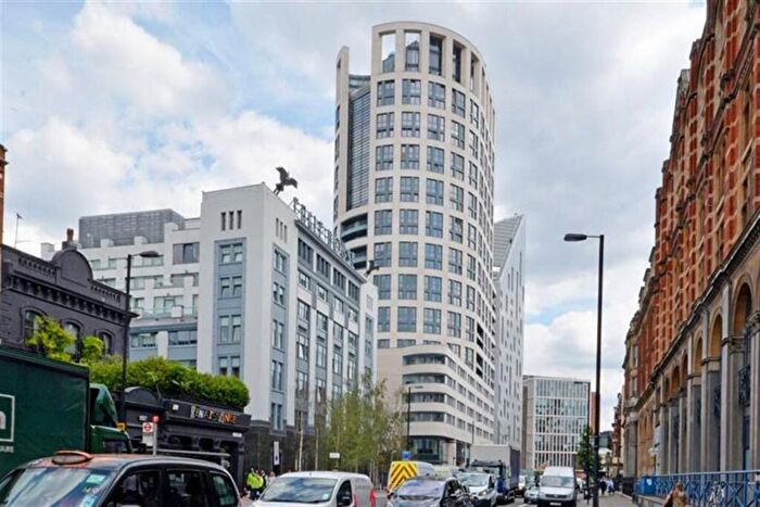 Studio For Sale In Eagle Point, City Road, Old Street, London, EC1V